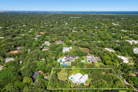 $8,000,000 | 6495 Southwest 102nd Street, Pinecrest, FL 33156