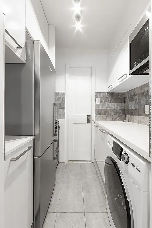 746 9th Avenue, Unit 5B Manhattan, NY 10019 - Photo 6 of 8