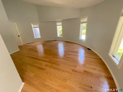 $2,095,000 | 2177 Cross Highway, Fairfield, CT 06824