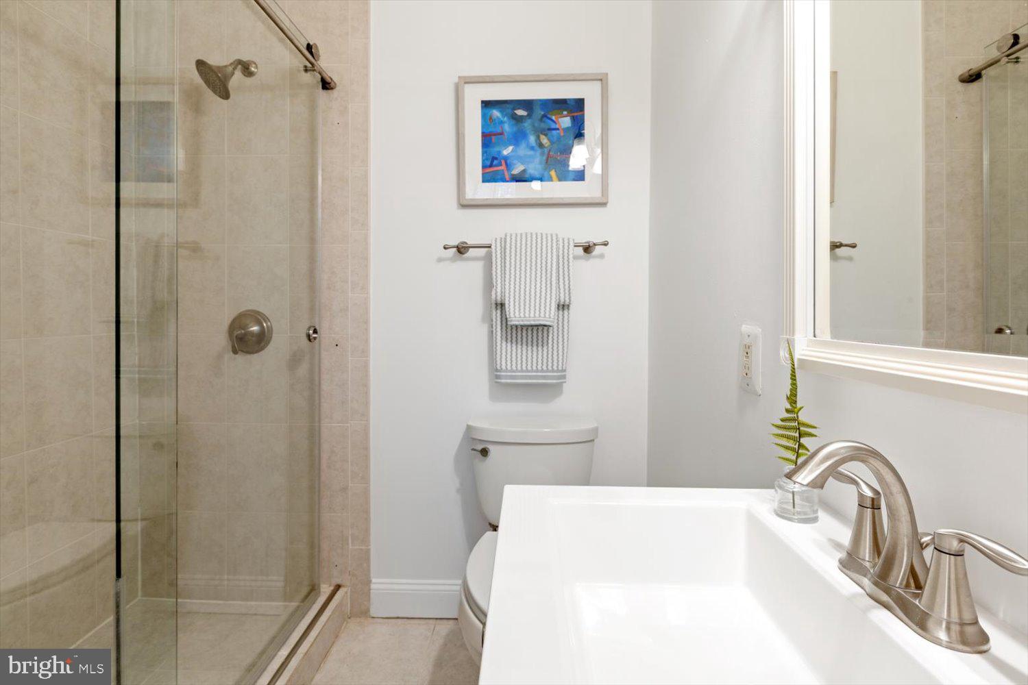 203 9th Street Southeast Washington, DC 20003 - Photo 19 of 47