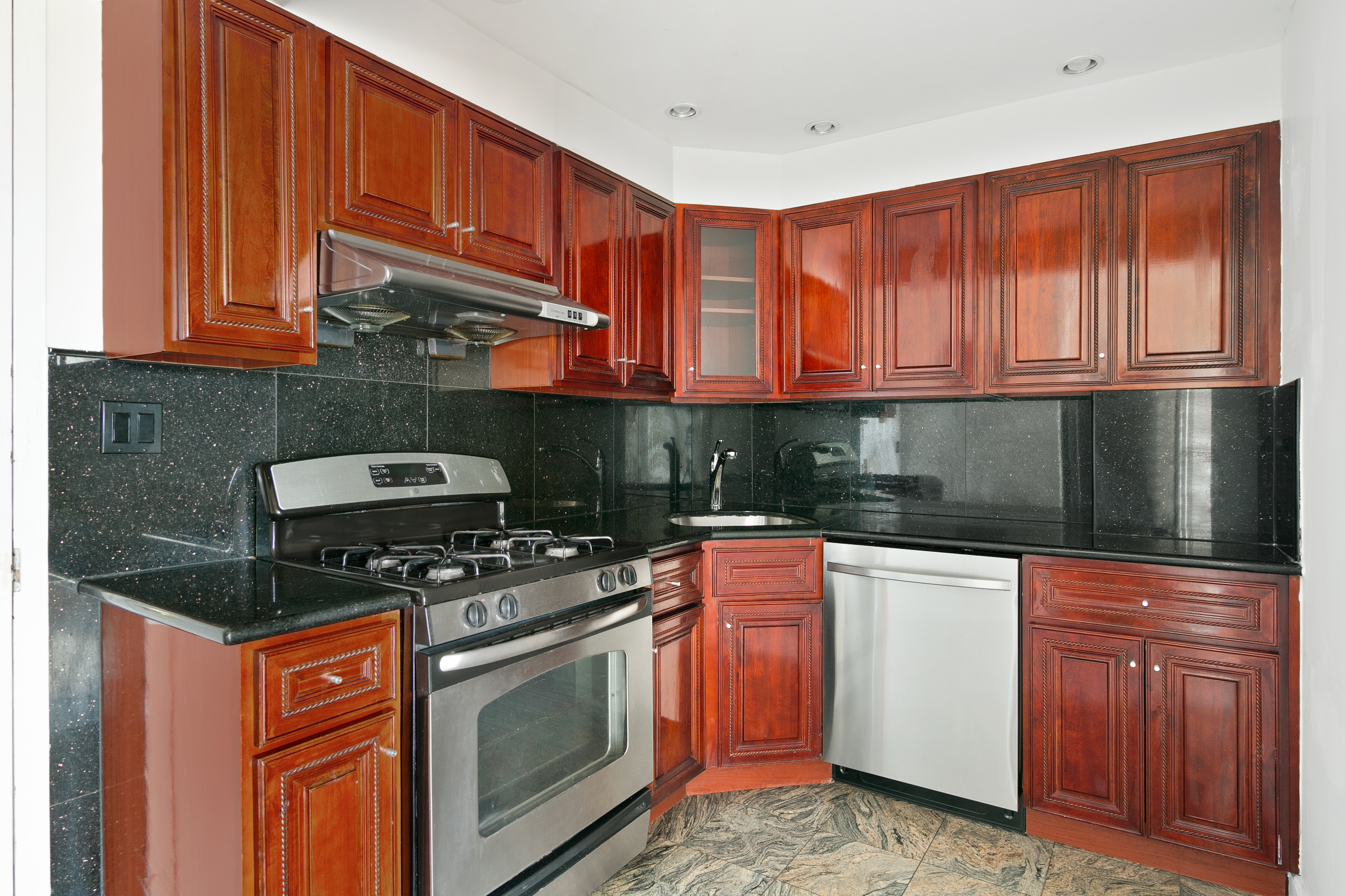 599 4th Avenue, Unit 3A Brooklyn, NY 11215 - Photo 4 of 7