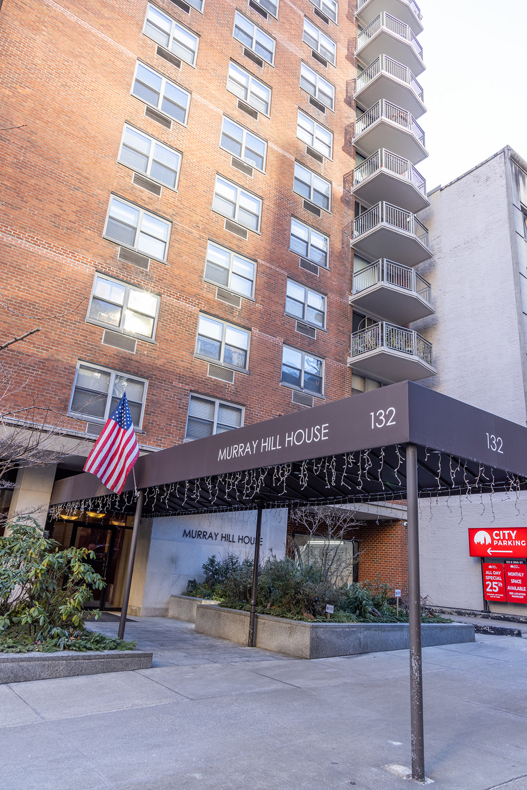 132 East 35th Street, Unit 7H Manhattan, NY 10016 - Photo 23 of 25 a front view of a building