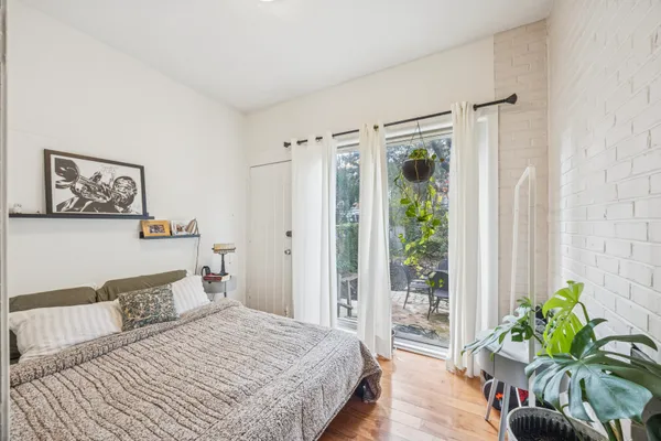 $1,295,000 | 142 North 21st Street, Philadelphia, PA 19103
