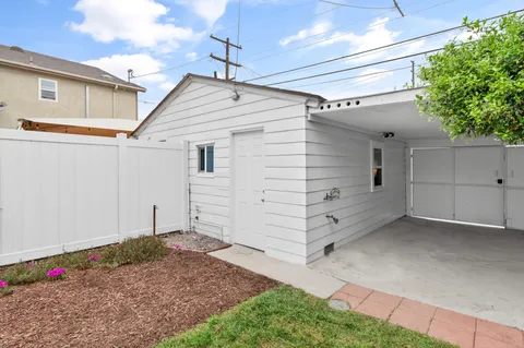 $949,000 | 4561 Bancroft Street, San Diego, CA 92116