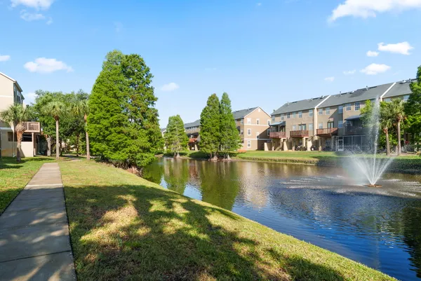 $424,900 | 3044 Pointeview Drive, Tampa, FL 33611