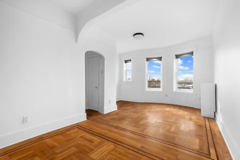 $445,000 | 527 8th Street, Unit 4D | Park Slope