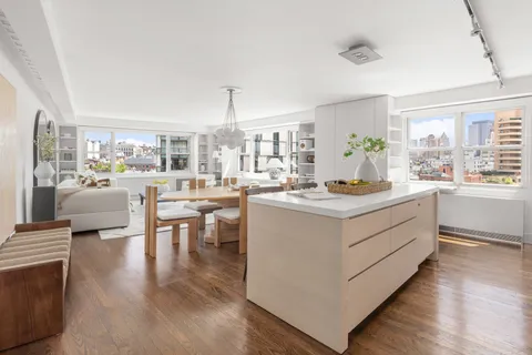 $2,795,000 | 2 Charlton Street, Unit 11LM | Hudson Square