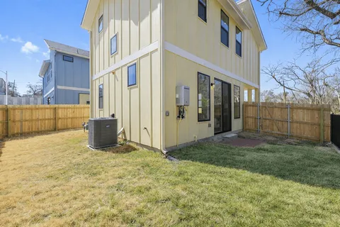 $424,900 | 2608 Bristol Drive, Unit B, Austin, TX 78723