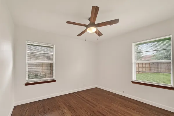 $365,000 | 1207 Stonecrest Drive, Houston, TX 77018