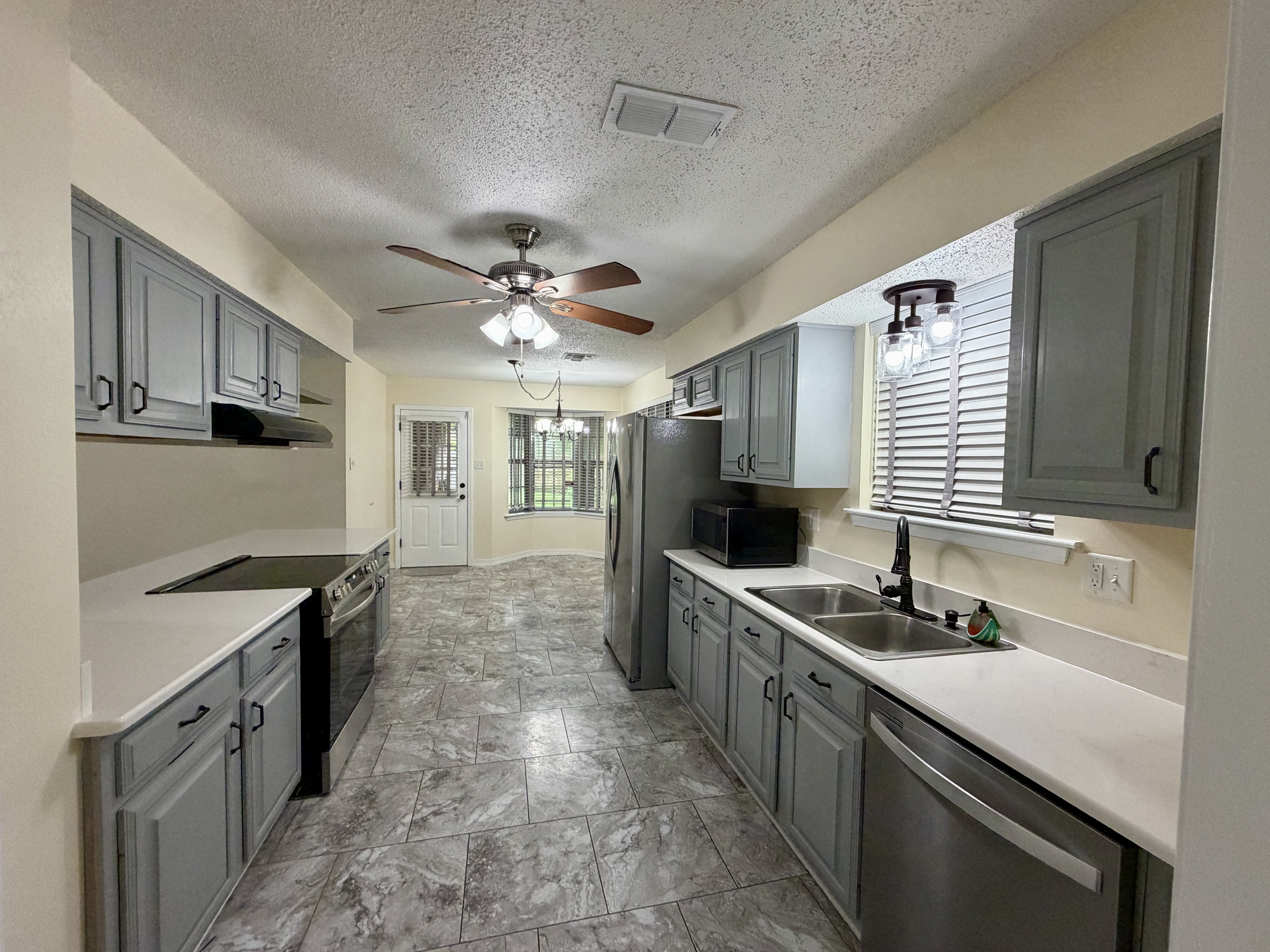 635 Little Farms Avenue River Ridge, LA 70123 - Photo 7 of 18