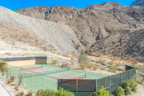 $1,235,000 | 5 Vista Loma Drive, Rancho Mirage, CA 92270