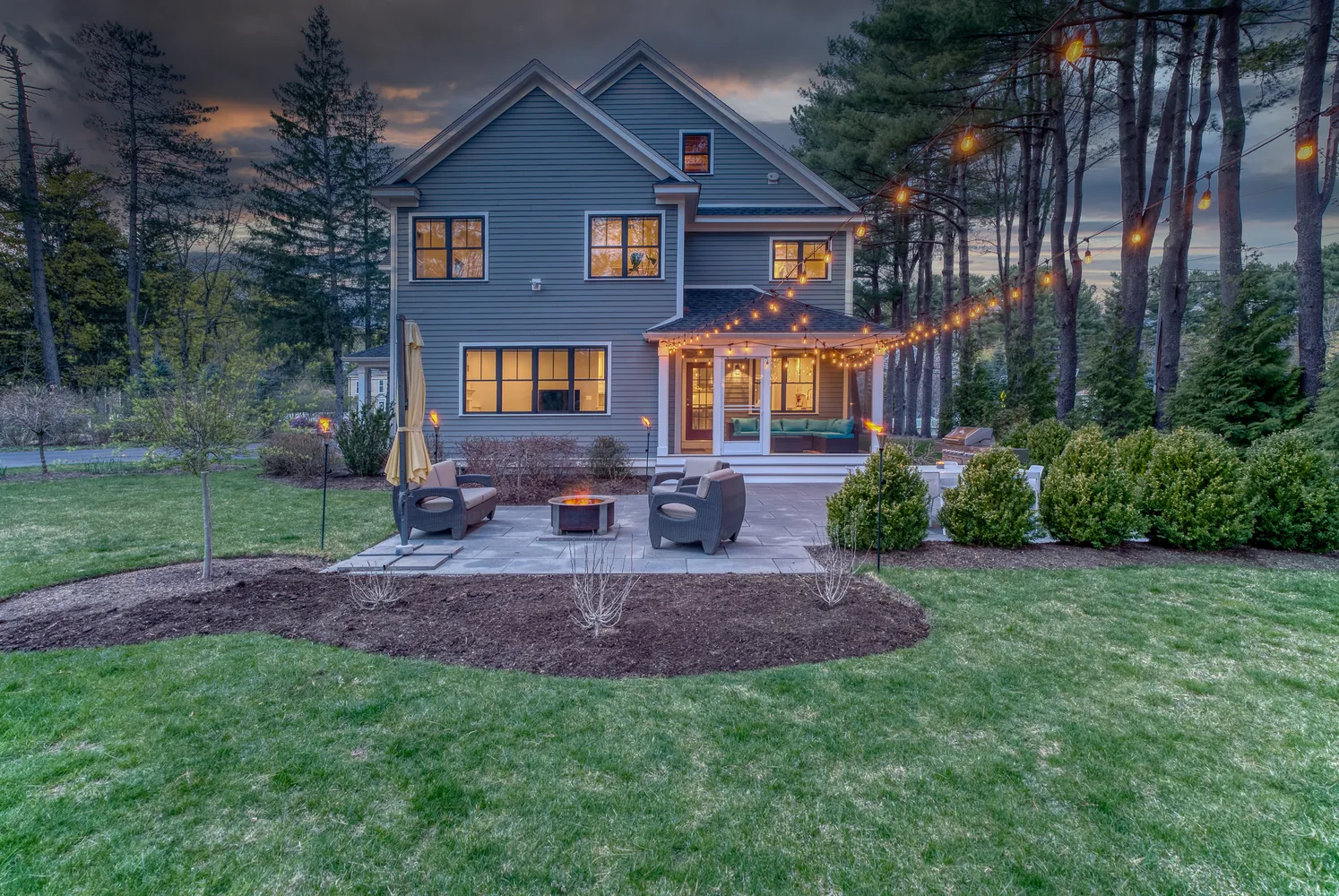 Contact Agent | 186 Concord Road, Bedford, MA 01730