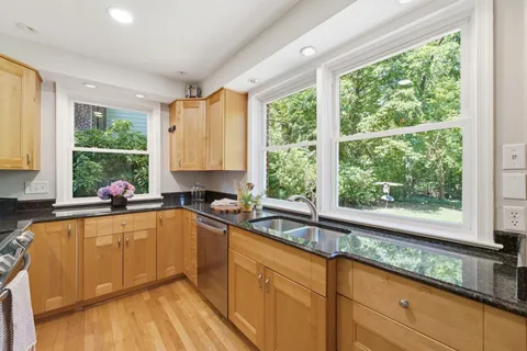 $530,000 | 3500 Belleview Avenue, Cheverly, MD 20785