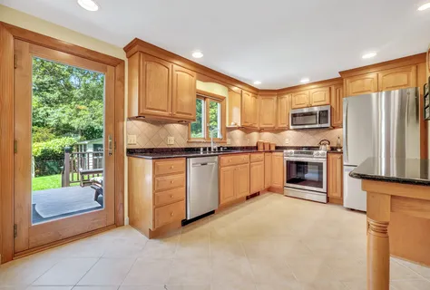 Contact Agent | 122 Altamont Avenue, Melrose, MA 02176