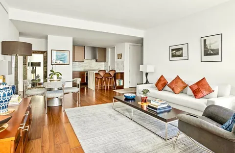 $3,250,000 | 1 West End Avenue, Unit 25D | Upper West Side