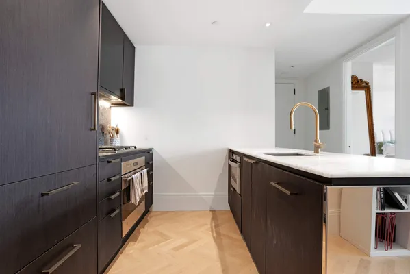 $6,100 | 50 Clinton Street, Unit 6F | Lower East Side