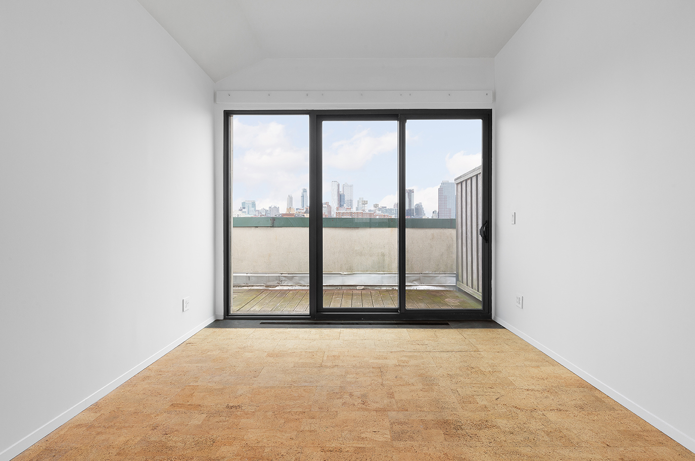 376 President Street, Unit 4D Brooklyn, NY 11231 - Photo 10 of 18 an empty room with large windows