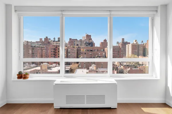 $1,100,000 | 200 East 94th Street, Unit 1412 | Upper East Side