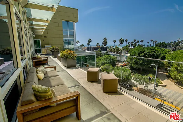 $2,700,000 | 1705 Ocean Avenue, Unit 502, Santa Monica, CA 90401