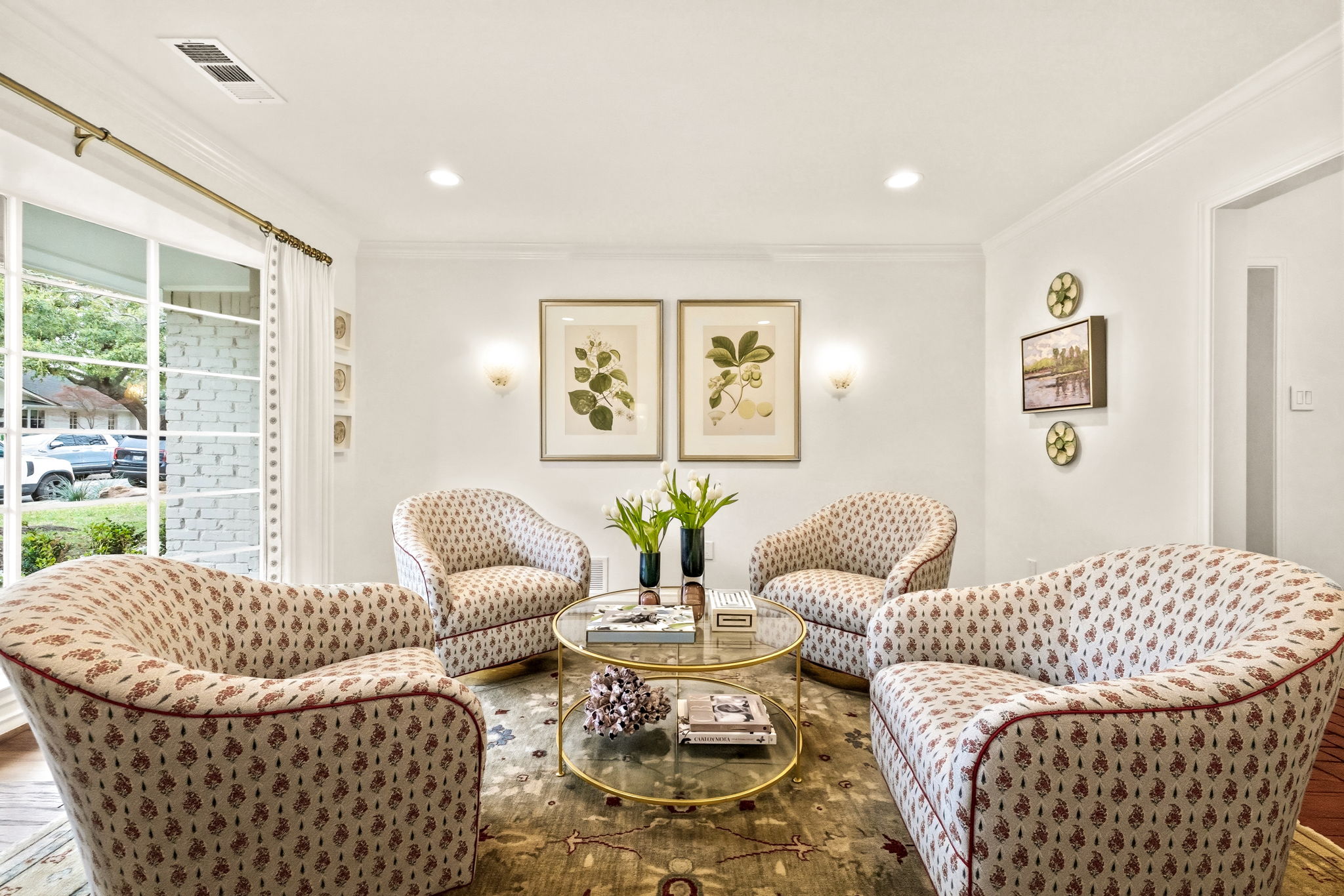 5765 Stonegate Road Dallas, TX 75209 - Photo 5 of 37 a living room with furniture and window