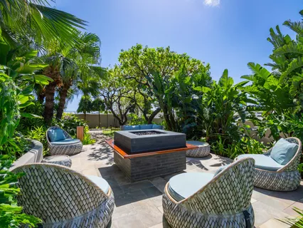 $3,495,000 | 1555 Kapiolani Boulevard, Unit 2002, Honolulu, HI 96814