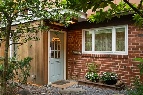 $1,000,000 | 6302 Bannockburn Drive, Bethesda, MD 20817