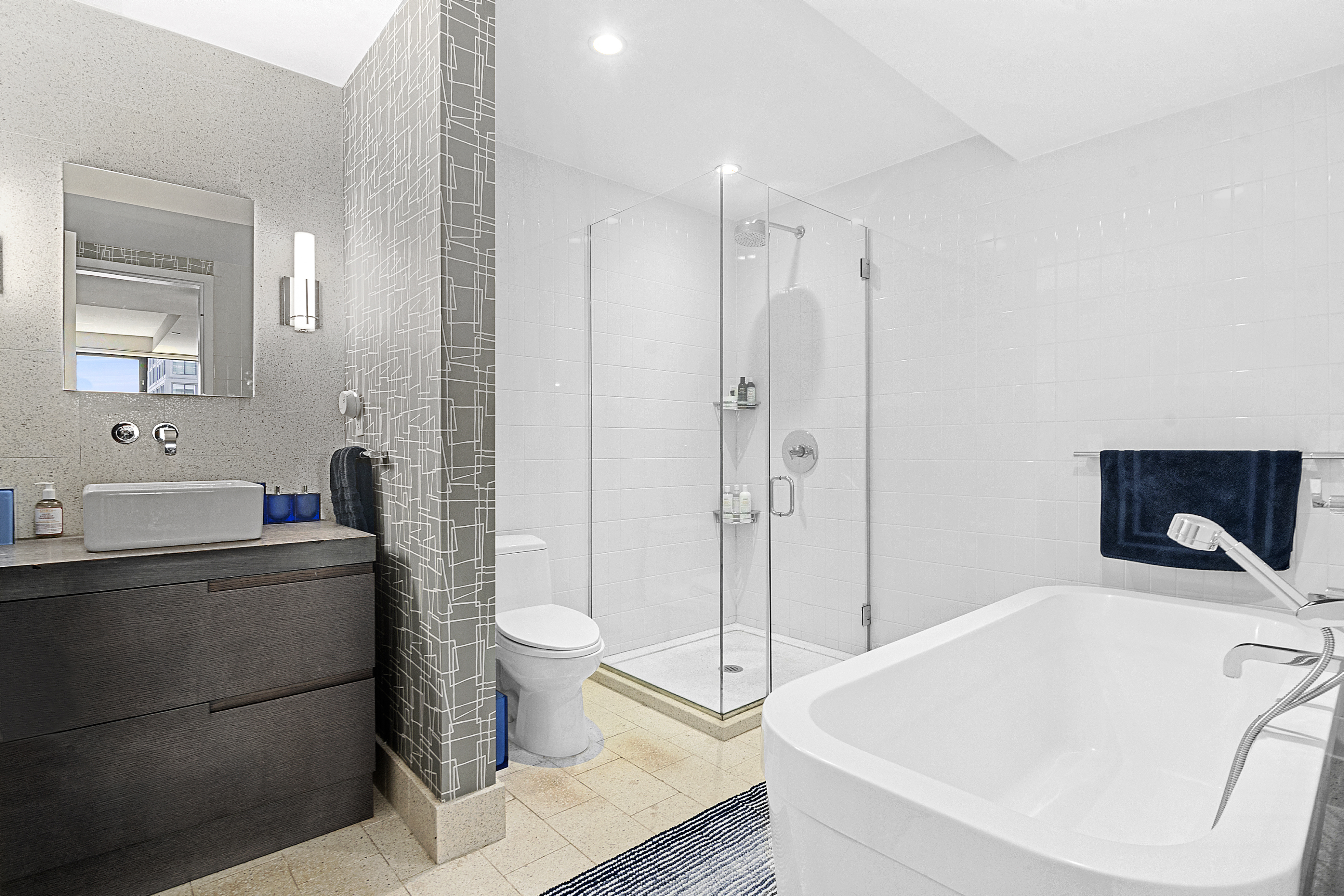 360 Furman Street, Unit 7/45 Brooklyn, NY 11201 - Photo 4 of 37