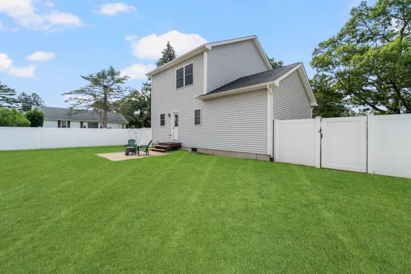 $499,000 | 222 Pettaconsett Avenue, Warwick, RI 02888