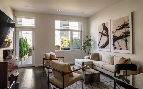 $1,199,999 | 227 West George Street, Philadelphia, PA 19123