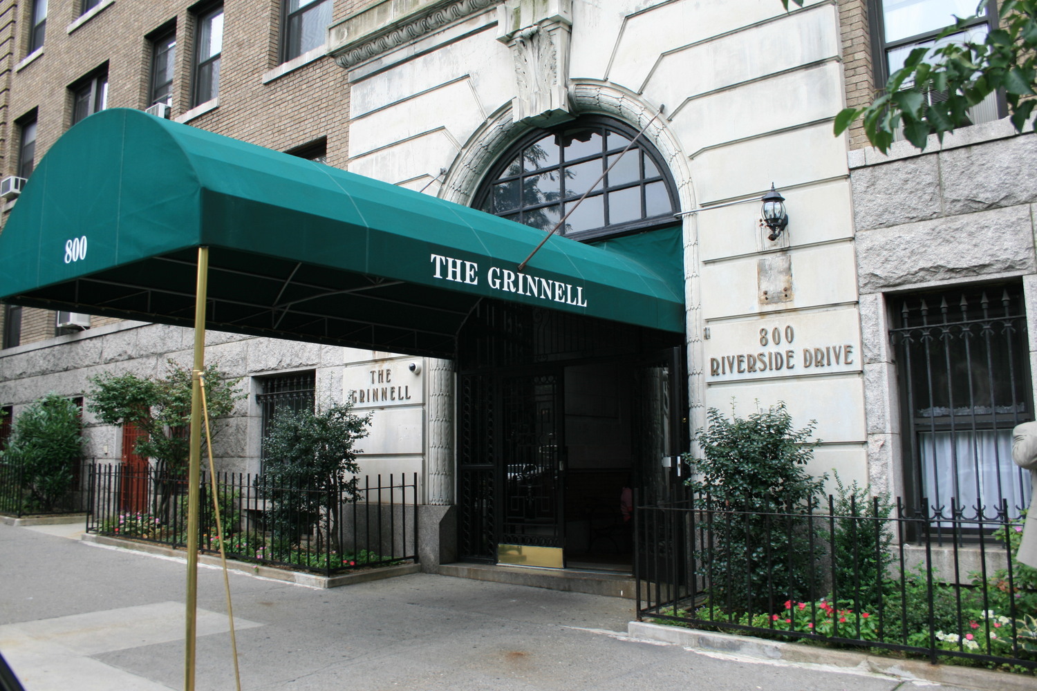 800 Riverside Drive, Unit 4A Manhattan, NY 10032 - Photo 17 of 18