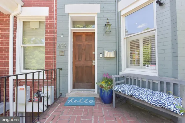 Contact Agent | 629 5th Street Northeast, Washington, DC 20002