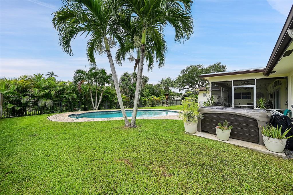 7140 Northwest 10th Court Plantation, FL 33313 - Photo 33 of 43