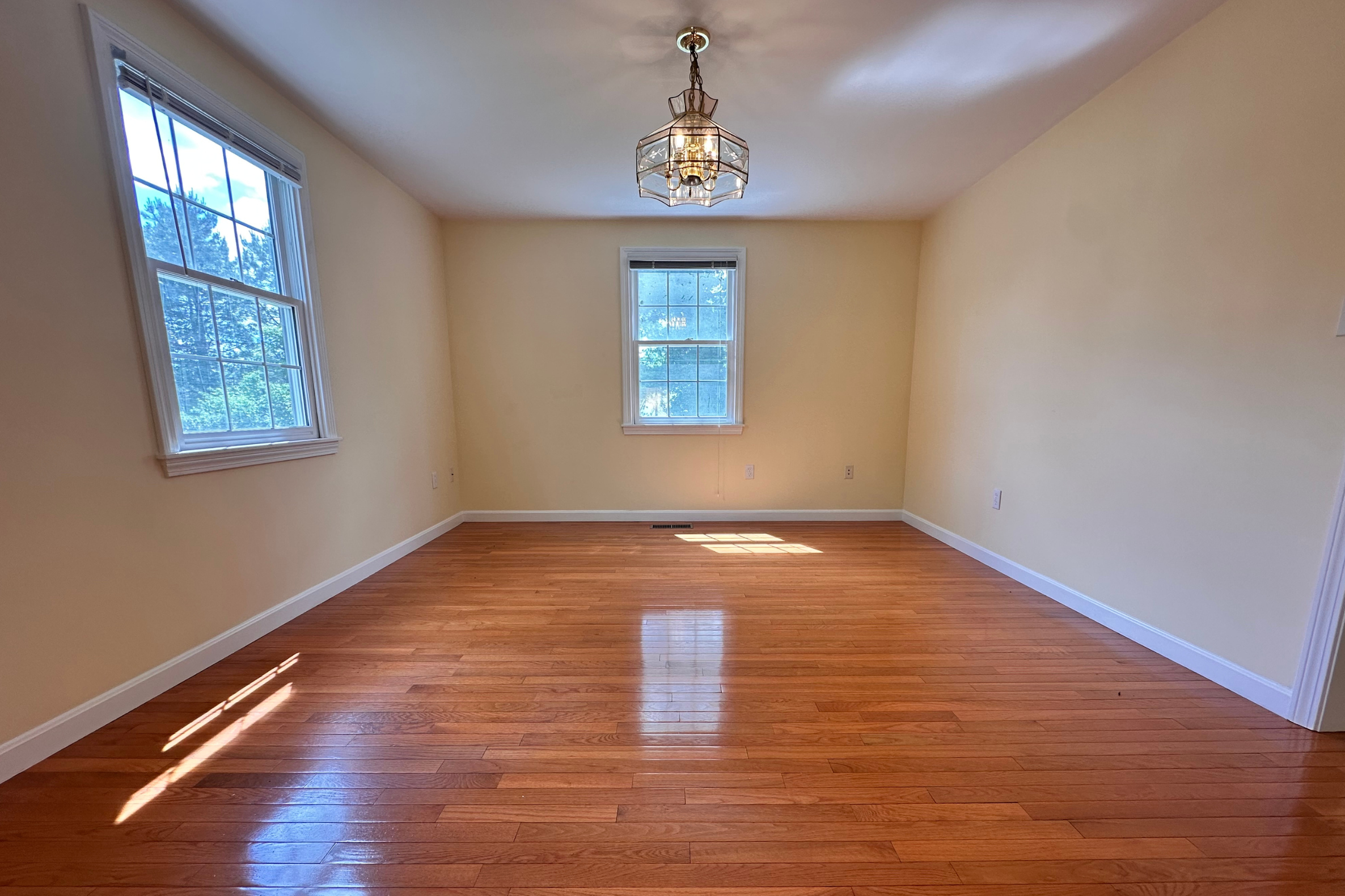 322 Lowell Street Lexington, MA 02420 - Photo 7 of 44