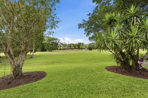 $730,000 | 4002 South Cypress Lane, Unit P17, Pompano Beach, FL 33069