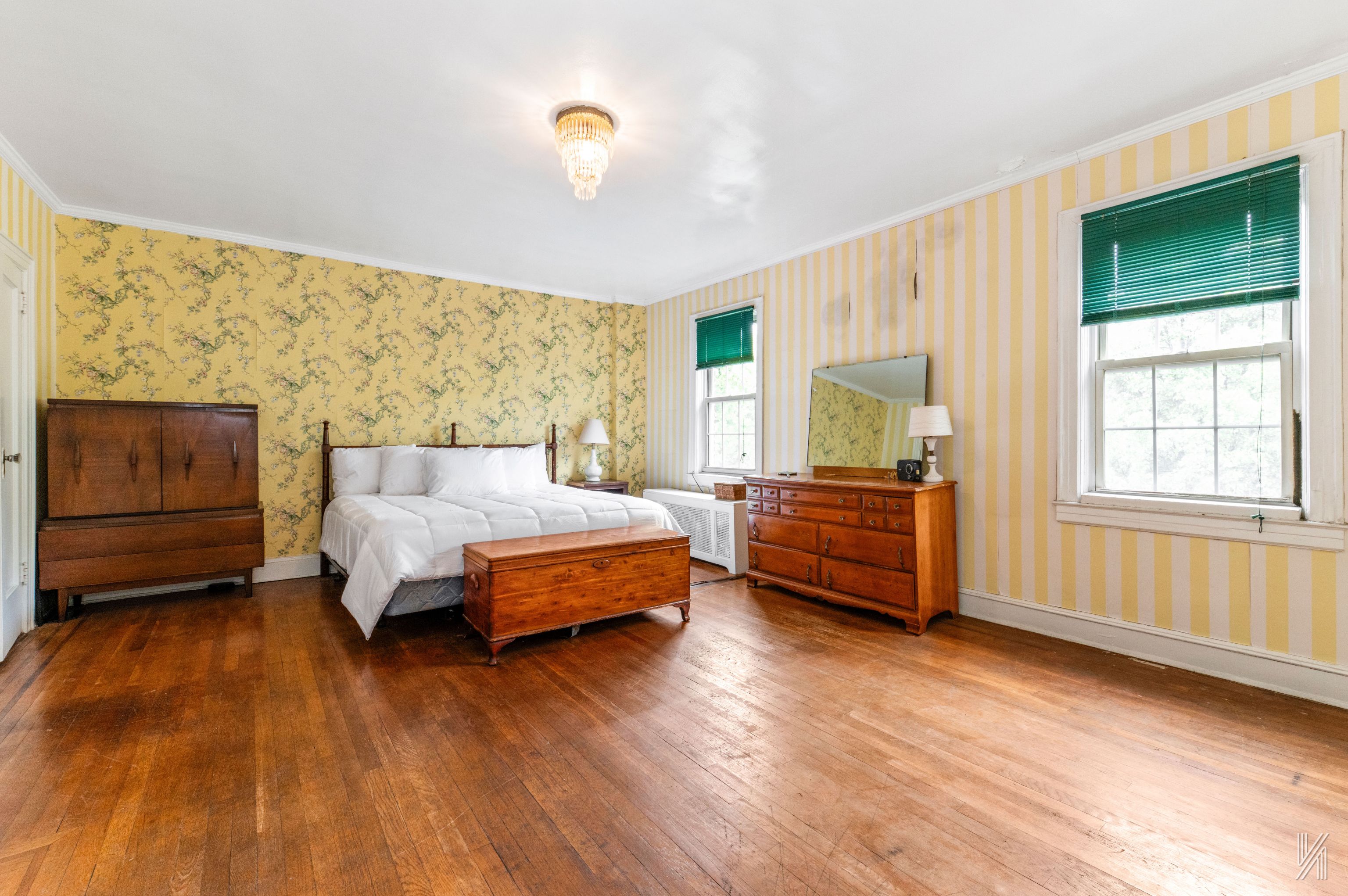 34-32 84th Street Queens, NY 11372 - Photo 8 of 21