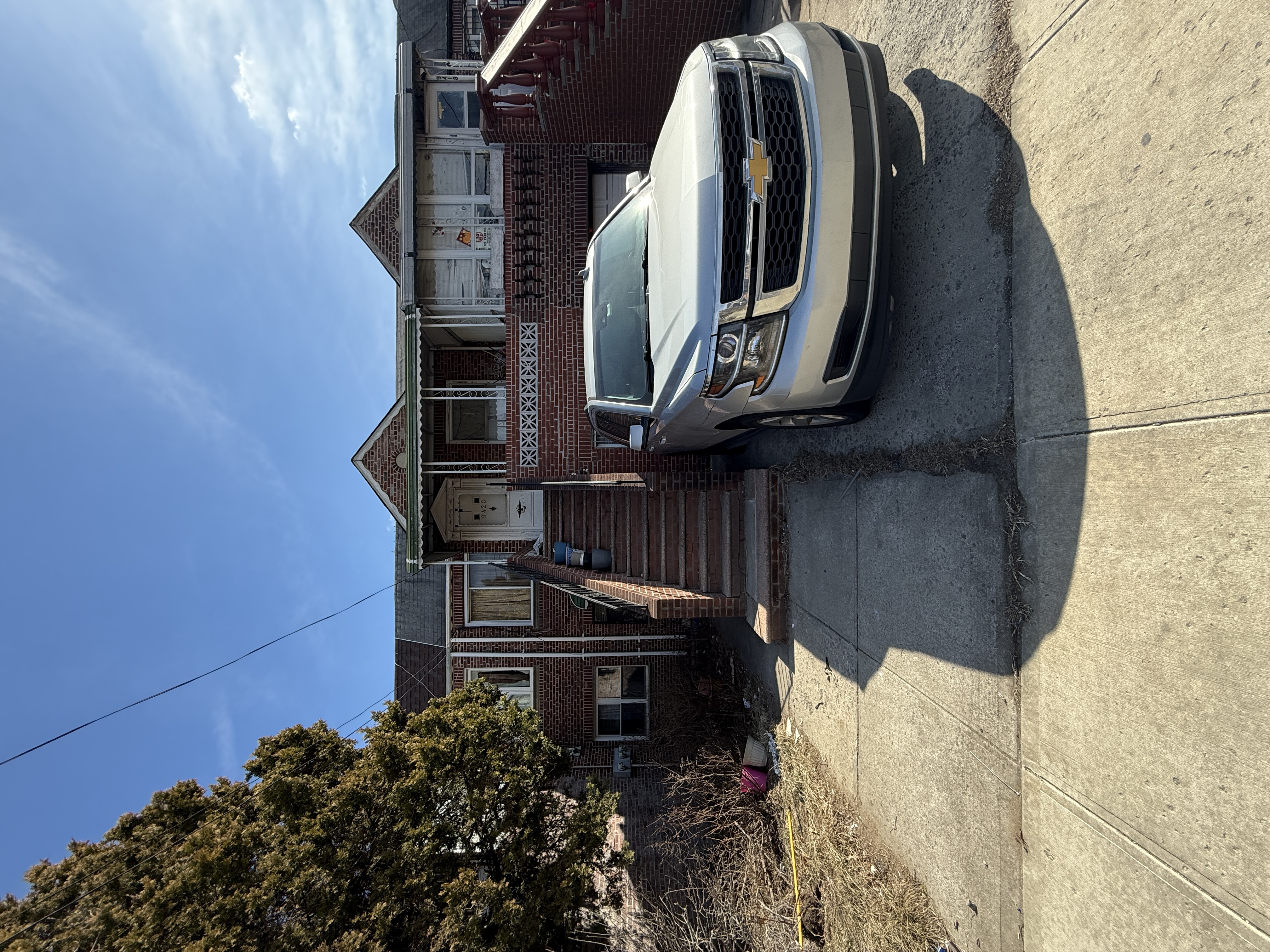 9420 Avenue B Brooklyn, NY 11236 - Photo 2 of 4 a house view with a outdoor space