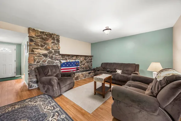 $1,299,000 | 718 Kenoak Drive, Placentia, CA 92870