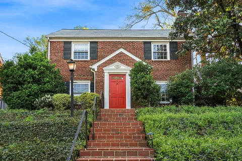 $1,100,000 | 2404 King Street, Alexandria, VA 22301