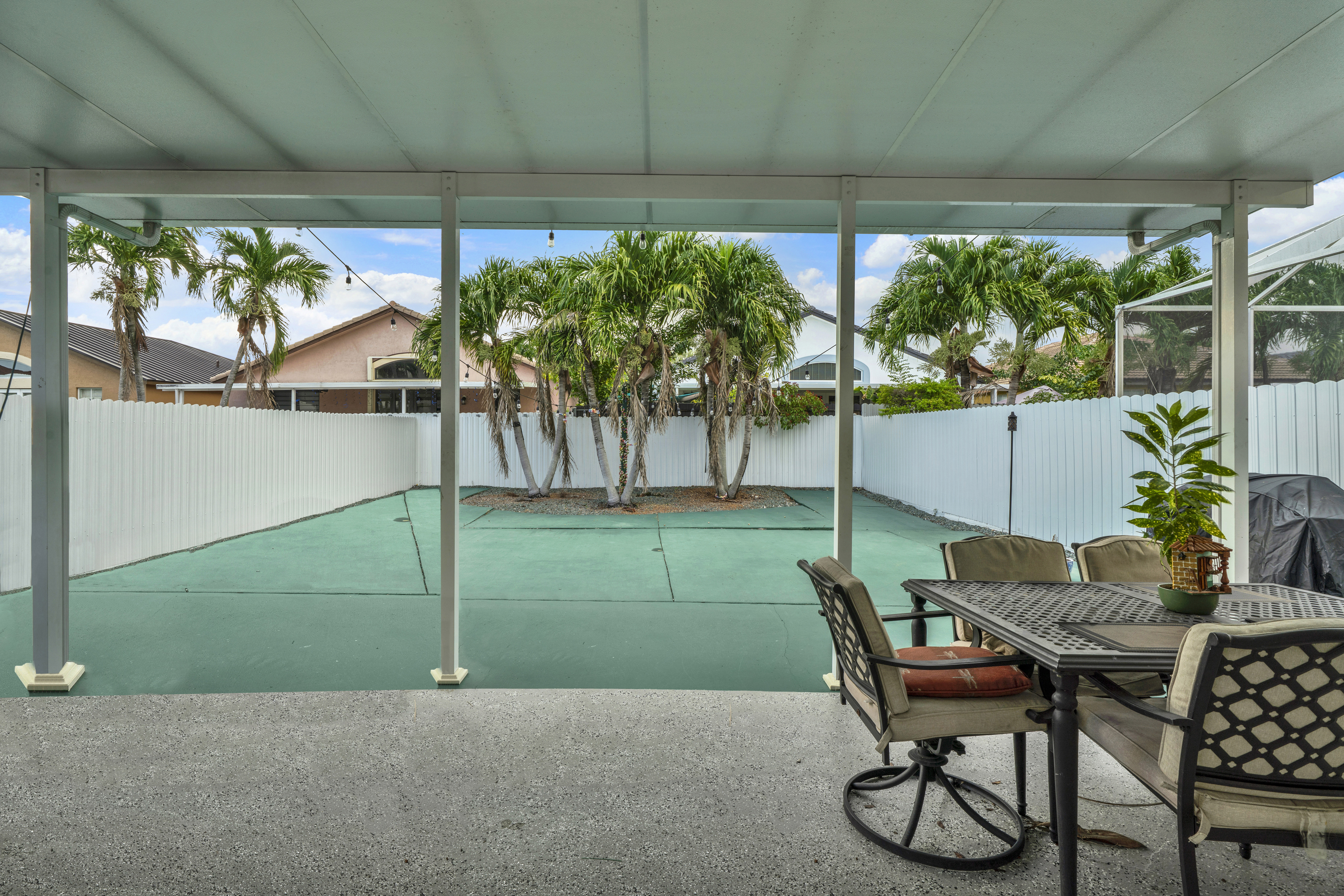 2470 Southwest 153rd Pass Miami, FL 33185 - Photo 38 of 46