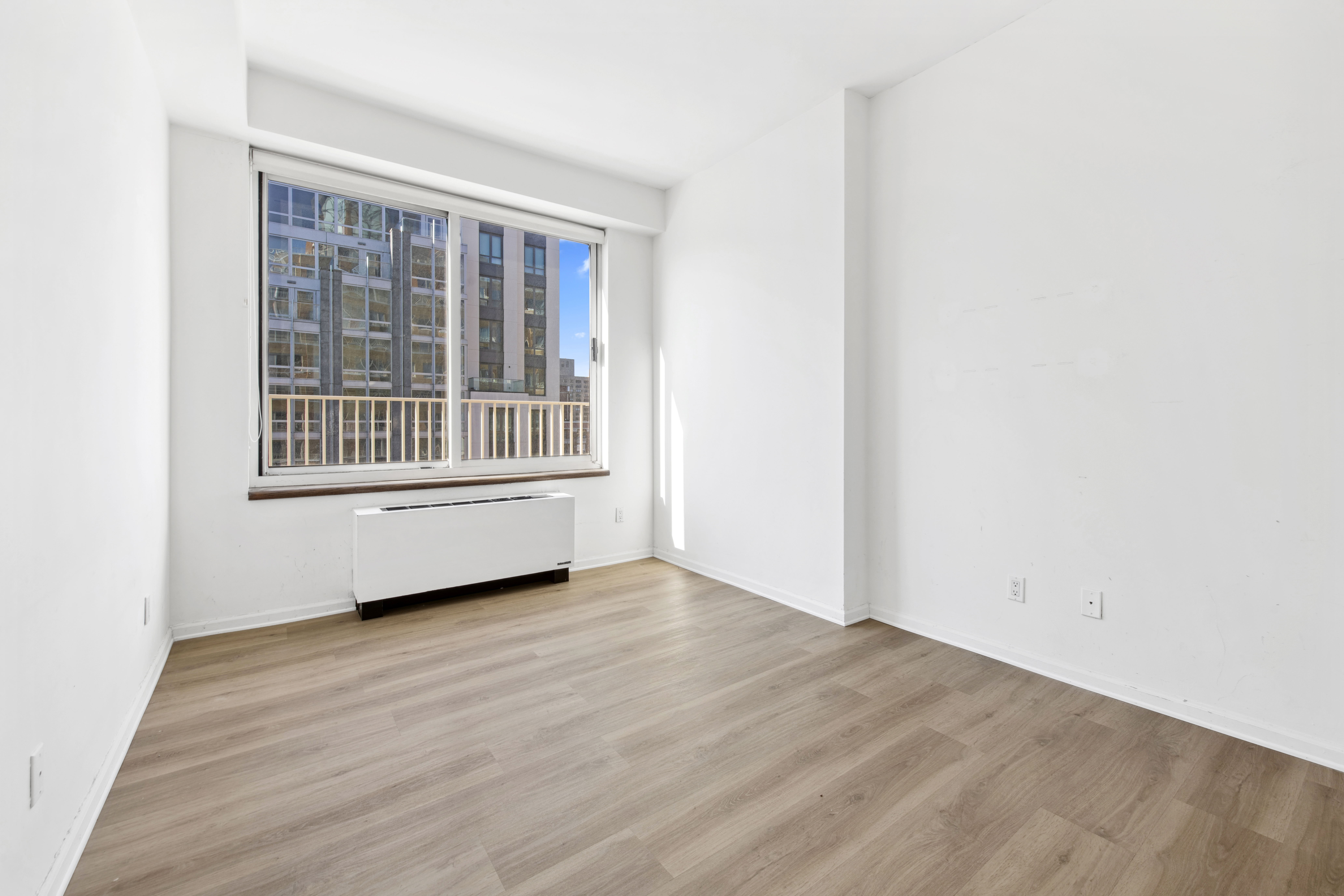 201 West 72nd Street, Unit 18A Manhattan, NY 10023 - Photo 9 of 14