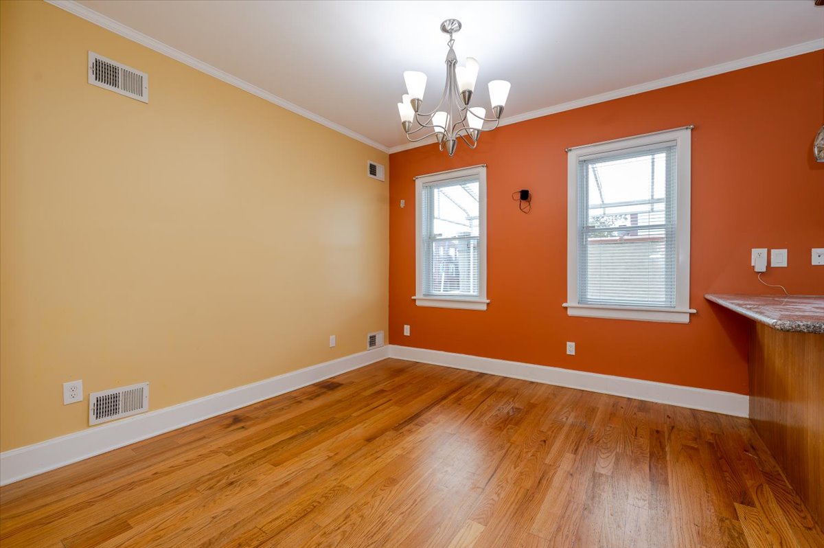 79-32 60th Lane Queens, NY 11385 - Photo 5 of 26