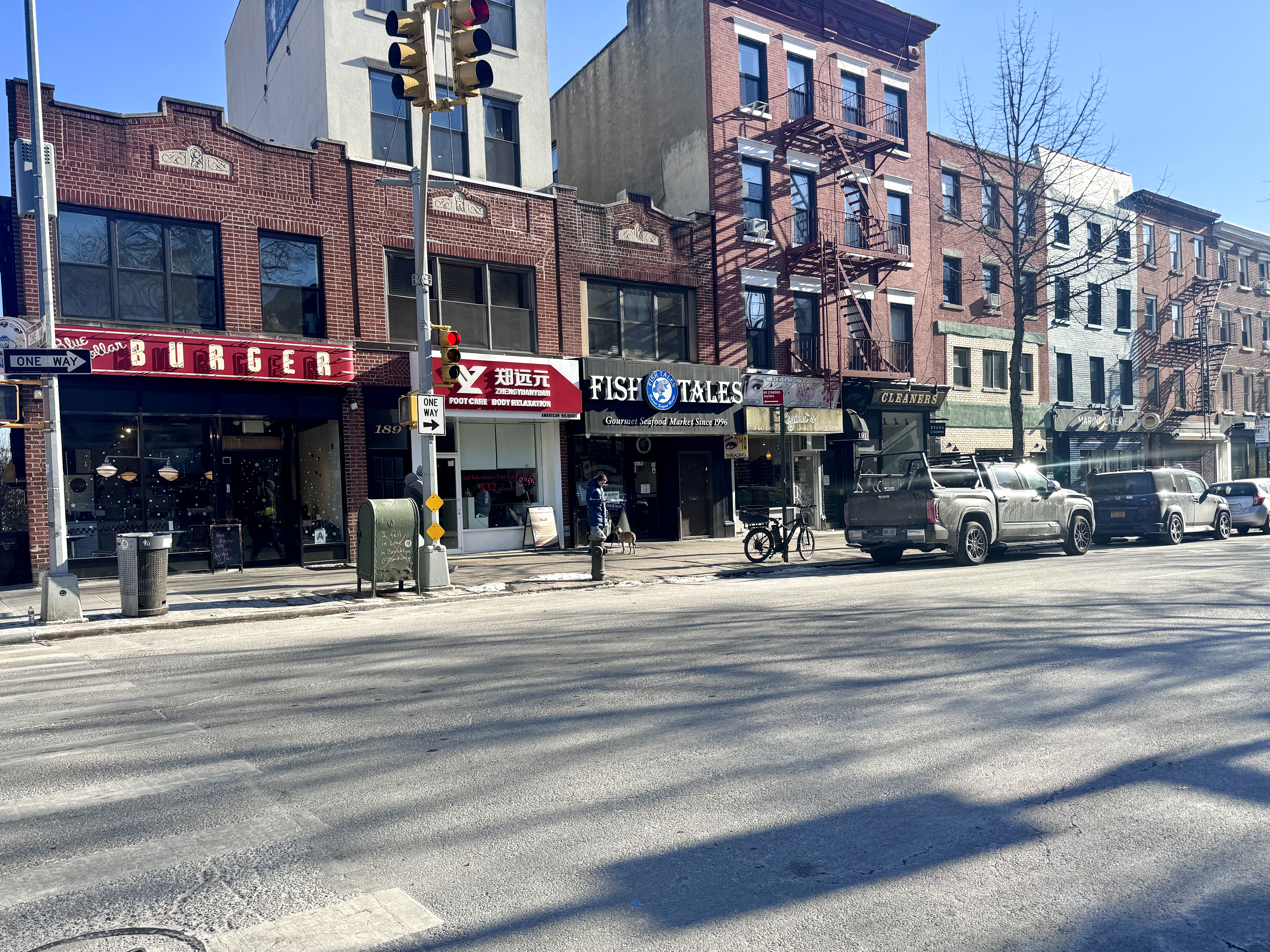 195 Court Street, Unit 4 Brooklyn, NY 11201 - Photo 10 of 11 a view of a food market with retail shops
