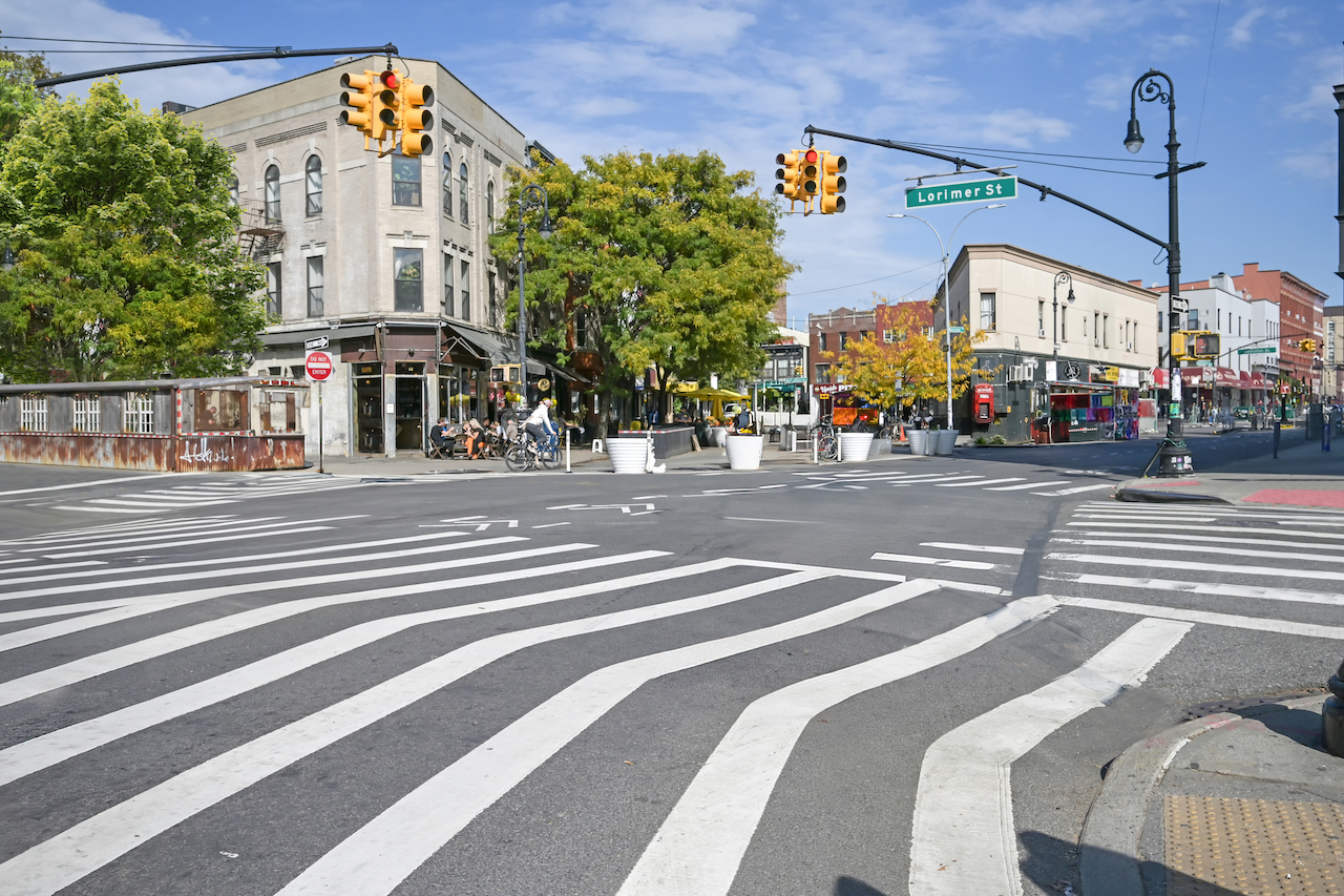 991 Lorimer Street Brooklyn, NY 11222 - Photo 13 of 14