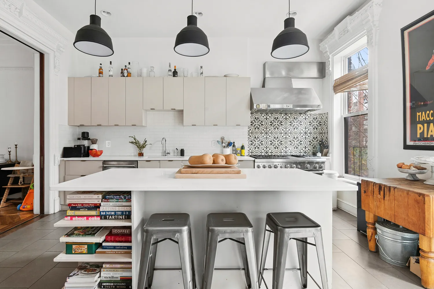 $12,000 | 581 Greene Avenue, Unit 2 | Bedford-Stuyvesant