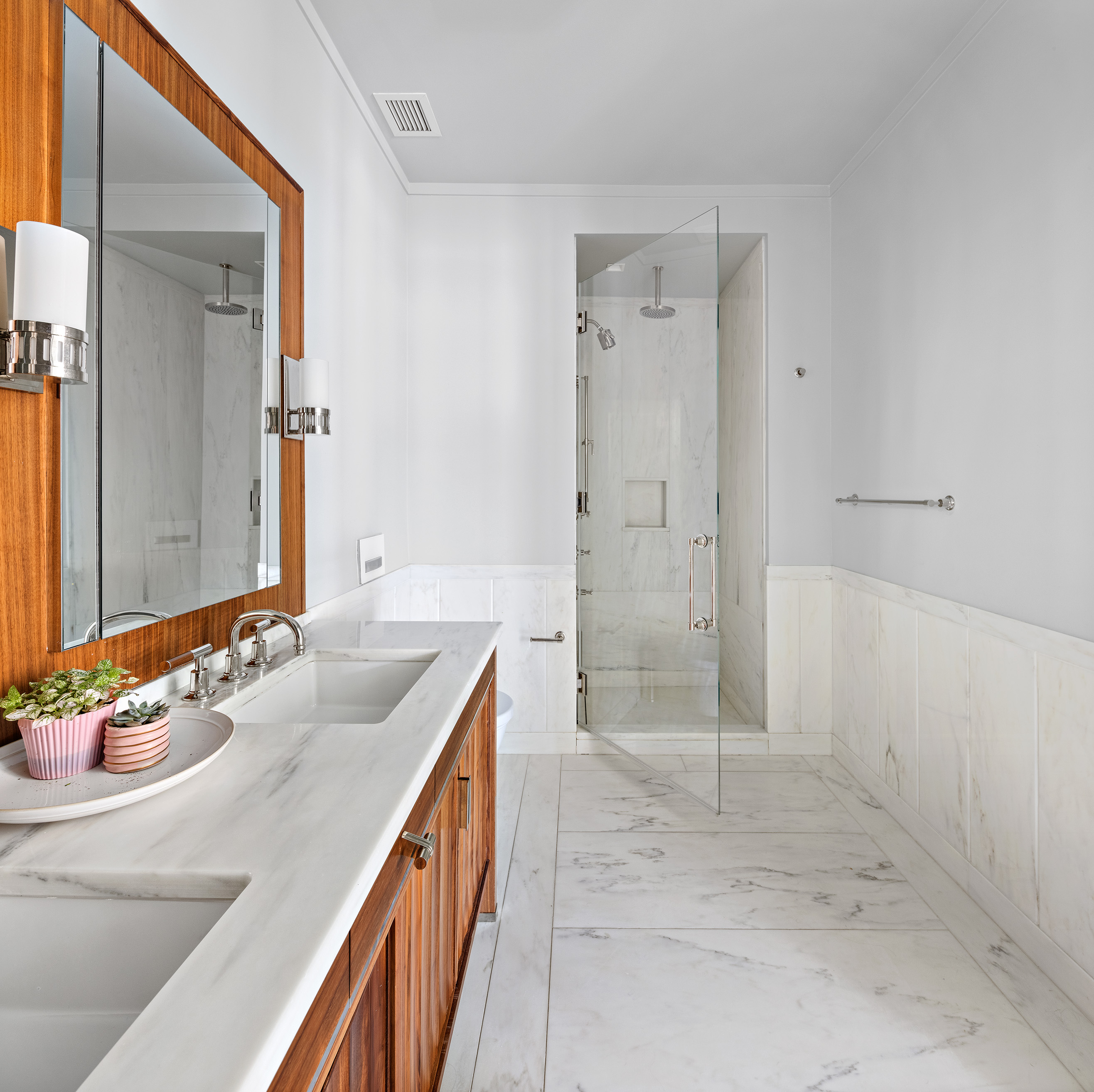 150 Charles Street, Unit 3DES Manhattan, NY 10014 - Photo 15 of 18