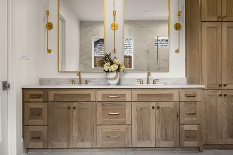 $2,089,000 | 9410 Gatetrail Drive, Dallas, TX 75238