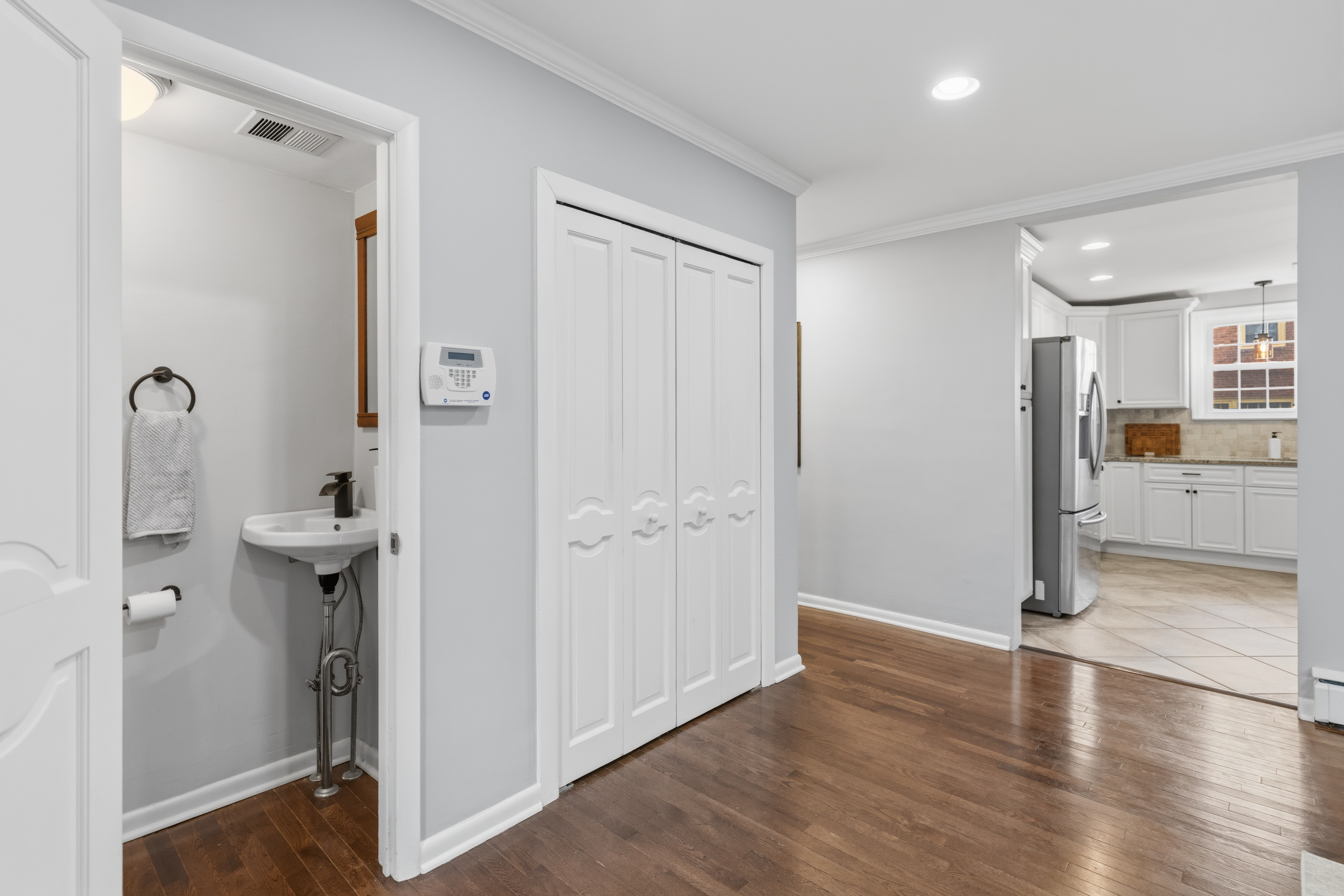 1405 Church Road Wyncote, PA 19095 - Photo 15 of 39