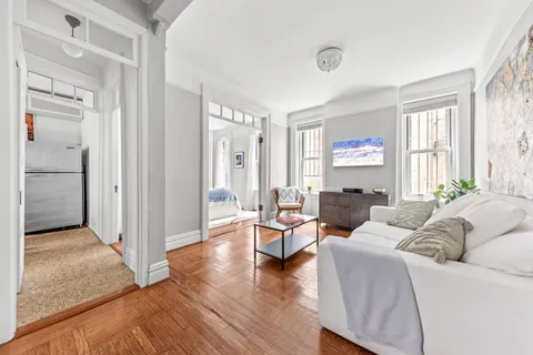$645,000 | 317 West 93rd Street, Unit 1C | Upper West Side