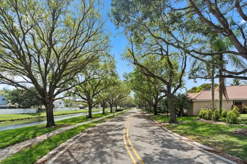 $599,000 | 10145 Northwest 3rd Court, Plantation, FL 33324