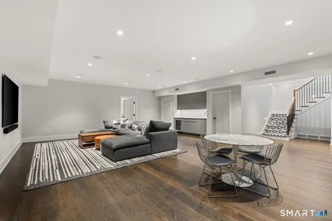 $8,999,000 | 19 Beachside Common, Westport, CT 06880